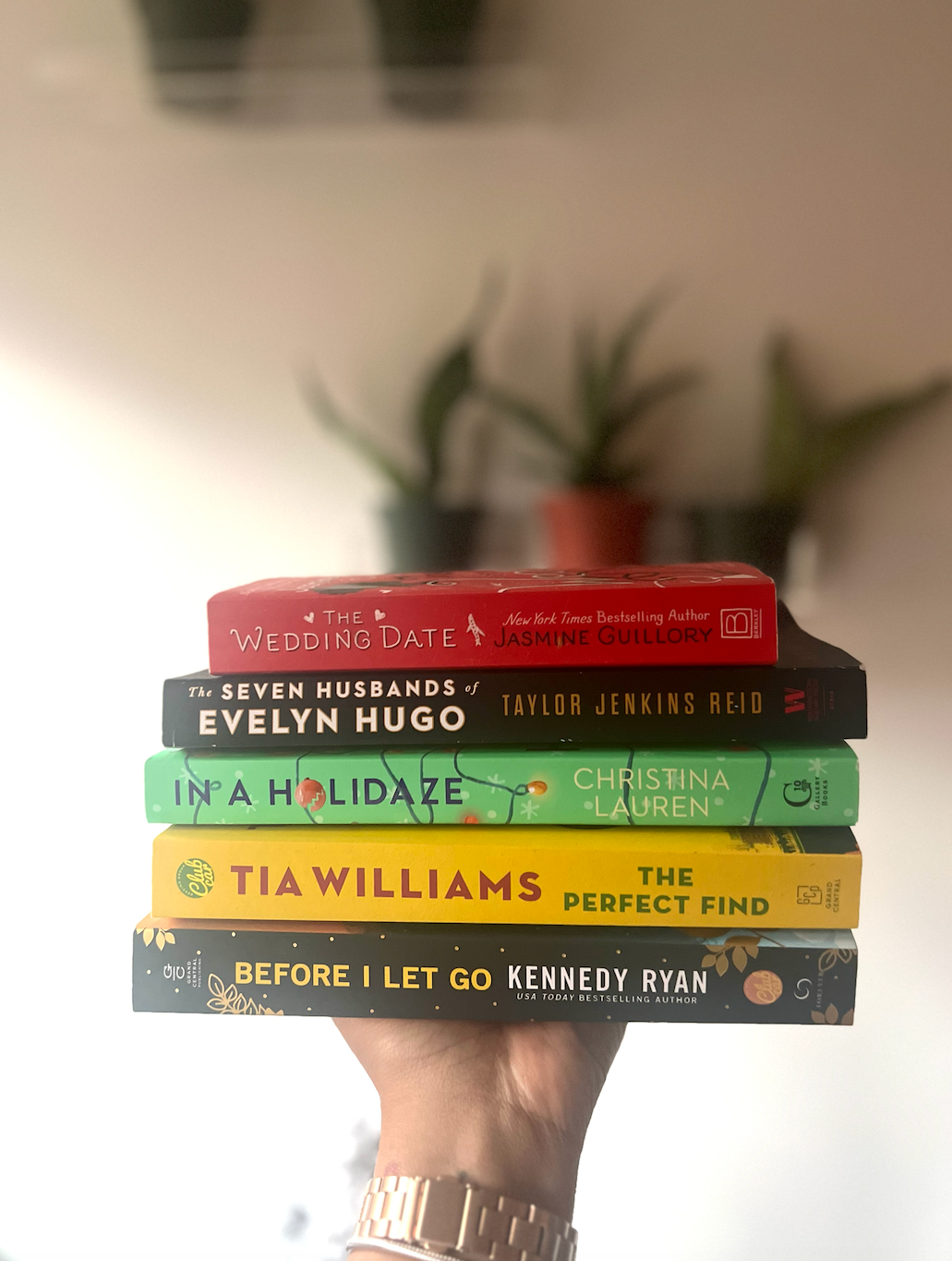 December Reading List- Romance, Mystery and Motivation